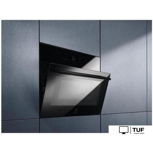 Микроволновая печь Electrolux EVM8E08Z