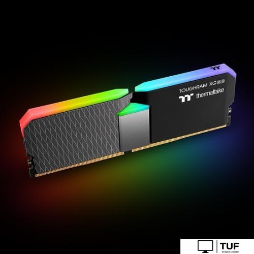 Оперативная память Thermaltake ToughRam XG RGB 2x8ГБ DDR4 4400 МГц R016D408GX2-4400C19A