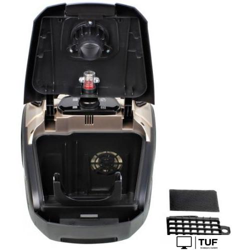 Пылесос StarWind SCB4550