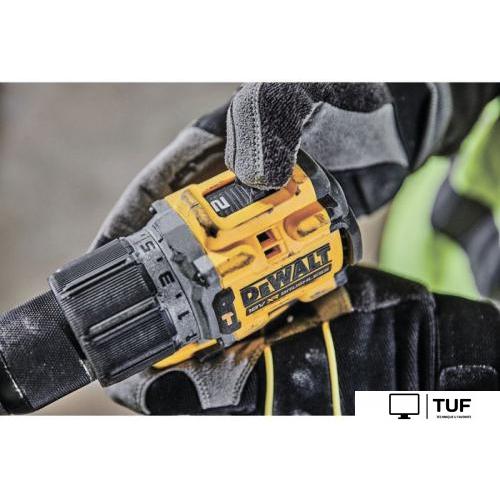 Ударная дрель-шуруповерт DeWalt DCD805P2T (с 2-мя АКБ, кейс)