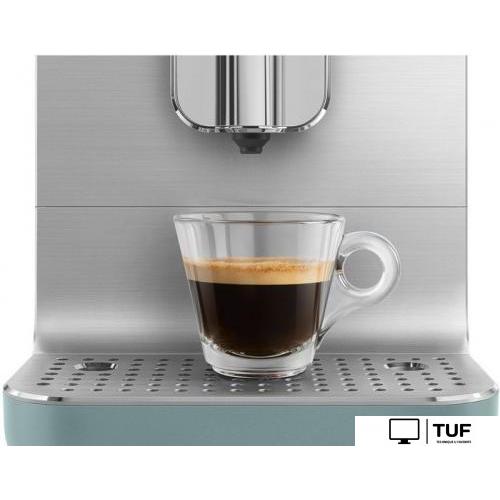 Кофемашина Smeg BCC13EGMEU