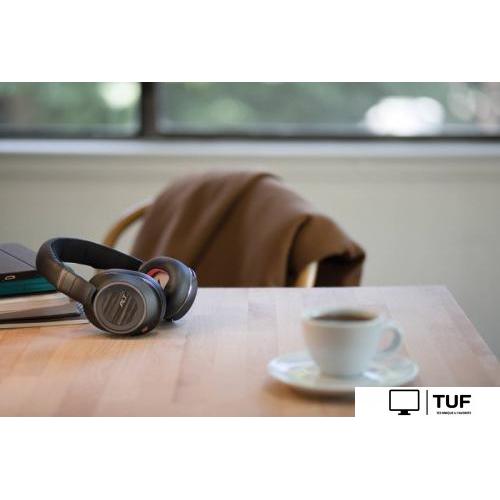 Наушники Plantronics Voyager 8200 UC (черный)