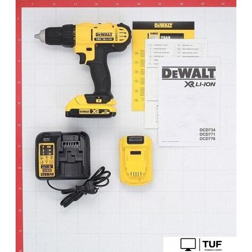 Дрель-шуруповерт DeWalt DCD771D2 (с 2-мя АКБ 2 Ah)