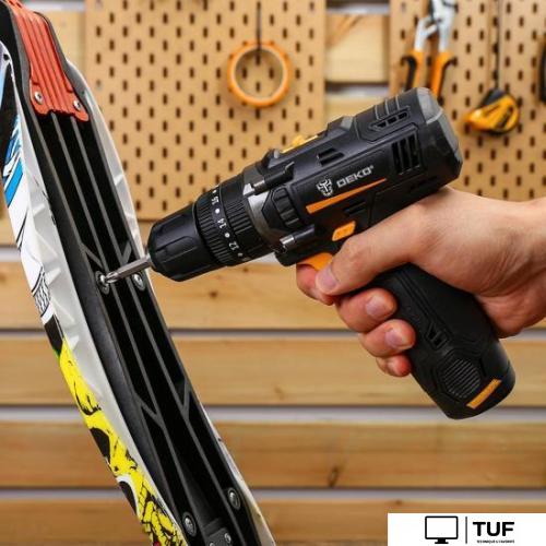 Ударная дрель-шуруповерт Deko GCD12DU3 SET4 063-4038 (с 2-мя АКБ, кейс, набор оснастки)