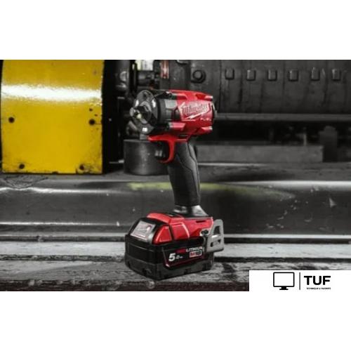 Гайковерт Milwaukee M18 FIW2F12-502X 4933478444 (с 2-мя АКБ, кейс)