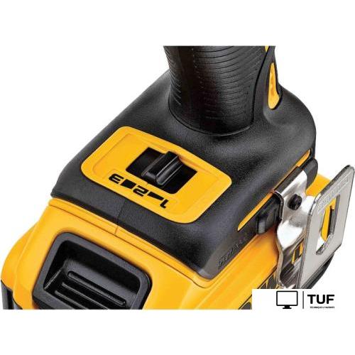 Винтоверт DeWalt DCF887D2-QW (c 2-мя АКБ, кейс)