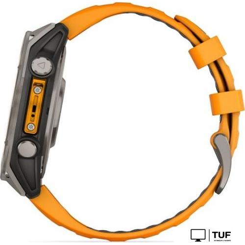 Умные часы Garmin Fenix 8 Sapphire, Titanium 47мм (светло-серый, оранжевый силиконовый ремешок)