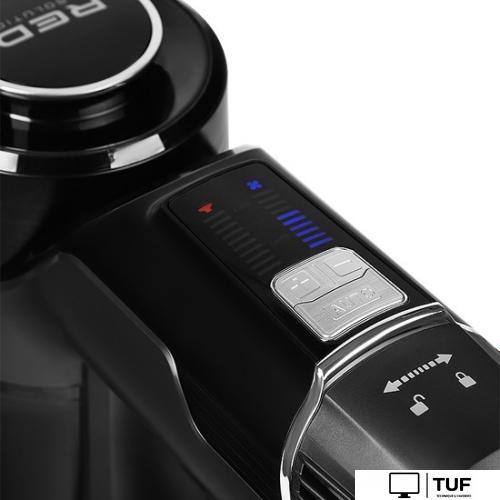 Пылесос RED Solution RV-UR3200
