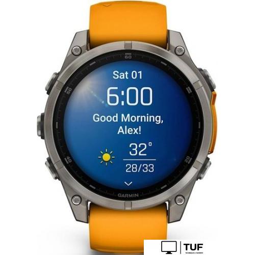 Умные часы Garmin Fenix 8 Sapphire, Titanium 47мм (светло-серый, оранжевый силиконовый ремешок)