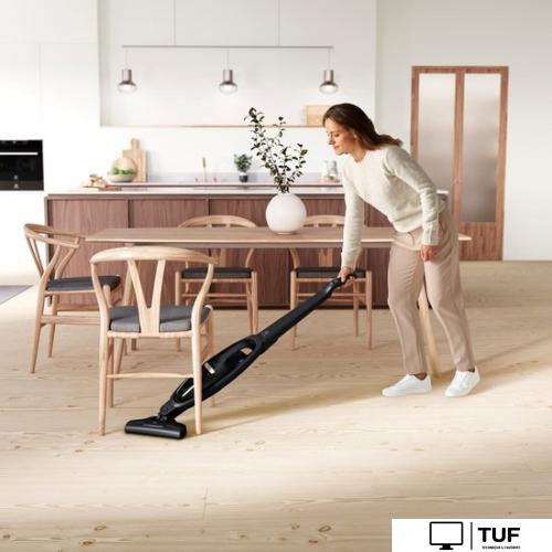 Пылесос Electrolux Well Q6 WQ61-42GG