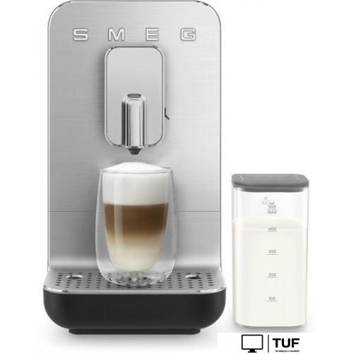 Кофемашина Smeg BCC13BLMEU