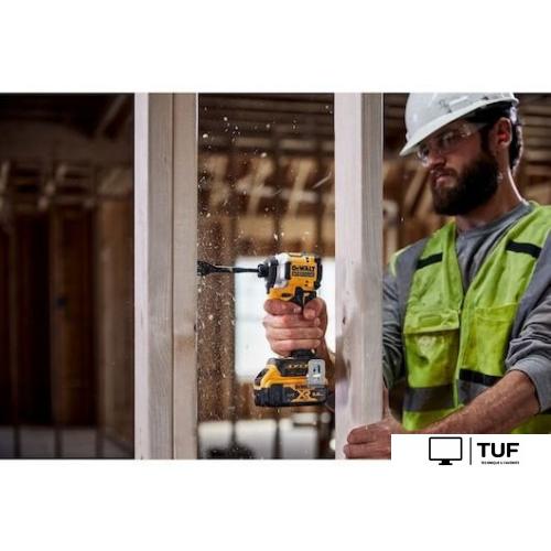 Винтоверт DeWalt DCF850P2T (с 2-мя АКБ 5 Ач, кейс)