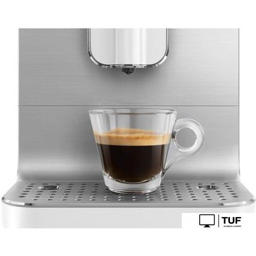 Кофемашина Smeg BCC11WHMEU