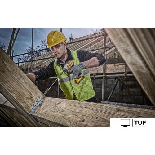 Винтоверт DeWalt DCF887D2-QW (c 2-мя АКБ, кейс)