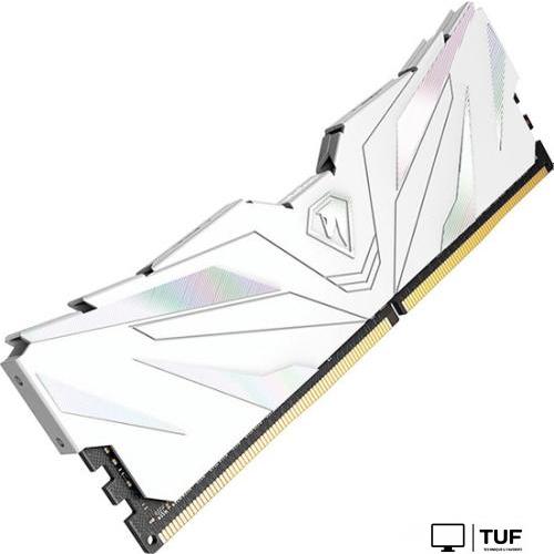 Оперативная память Netac Shadow II White 16ГБ DDR4 2666 МГц NTSWD4P26SP-16W