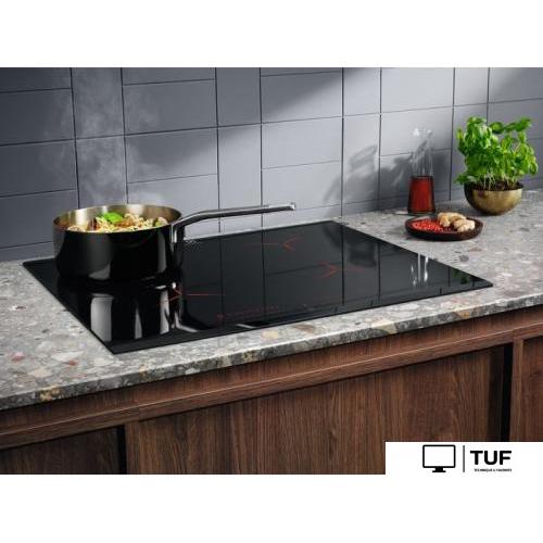 Варочная панель Electrolux EIP6446
