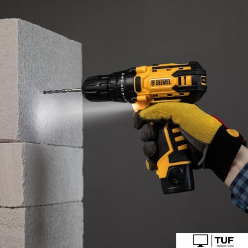 Дрель-шуруповерт Denzel CDL-12CB 26102 (с АКБ)