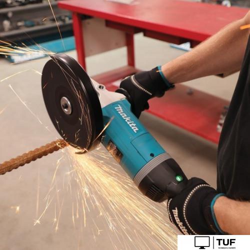 Угловая шлифмашина Makita GA9080FX1