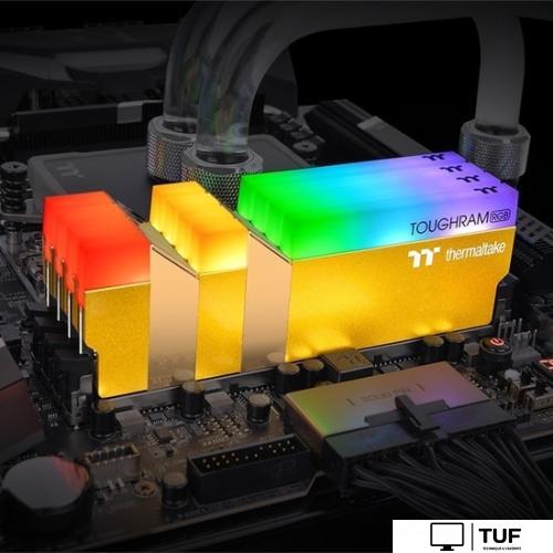 Оперативная память Thermaltake ToughRam RGB 2x8GB DDR4 PC4-28800 RG26D408GX2-3600C18A