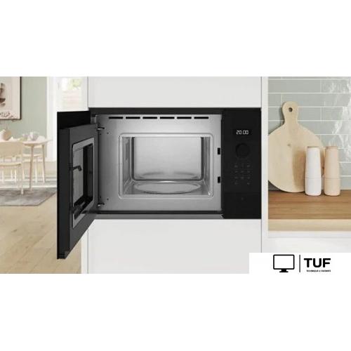 Микроволновая печь Bosch Serie 4 BFL524MB2