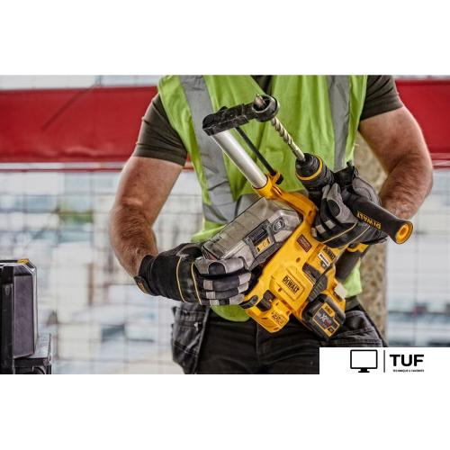 Пылесос DeWalt D25304DH-XJ