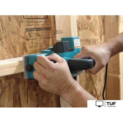 Рубанок Makita KP0800