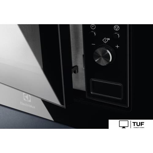 Микроволновая печь Electrolux LMS2203EMK