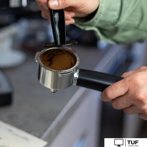 Рожковая кофеварка Sencor SES 4090 SS