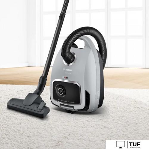 Пылесос Bosch BGB6X330