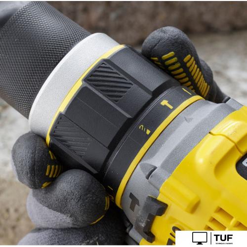 Ударная дрель-шуруповерт Stanley SFMCD721M2K (с 2-мя АКБ, кейс)