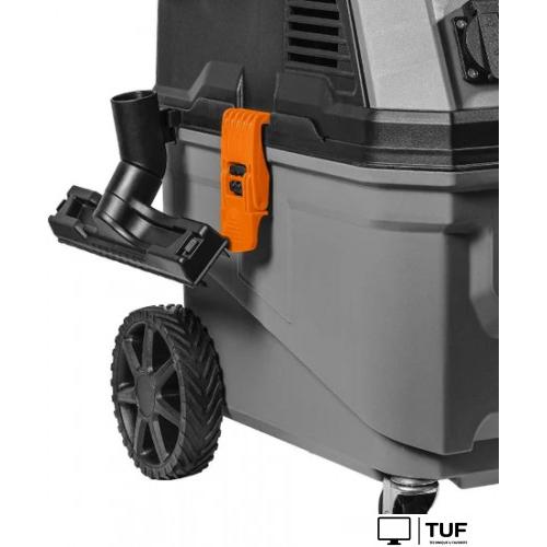 Пылесос Bort BAX-700