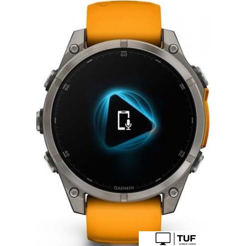 Умные часы Garmin Fenix 8 Sapphire, Titanium 47мм (светло-серый, оранжевый силиконовый ремешок)