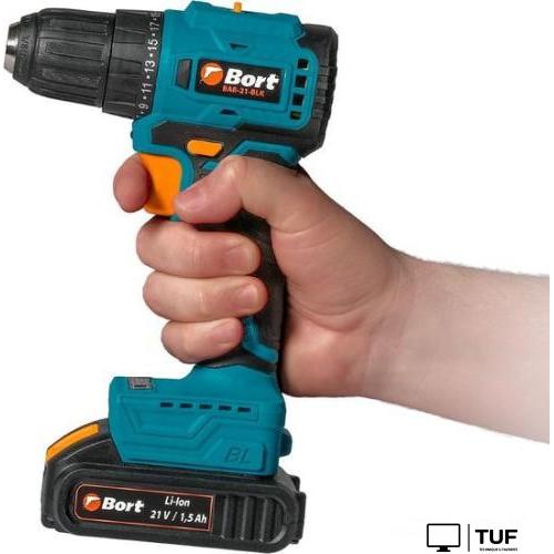 Дрель-шуруповерт Bort BAB-21-BLK 93413526 (с 2-мя АКБ, кейс)