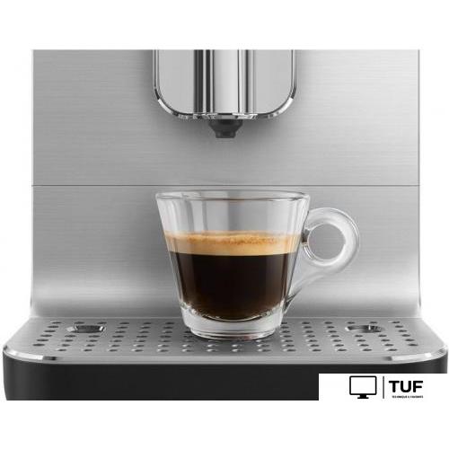 Кофемашина Smeg BCC13BLMEU