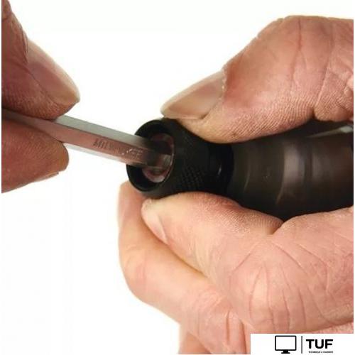 Винтоверт Milwaukee M18 FQID-0X FUEL 4933459187 (без АКБ, кейс)