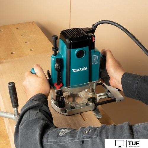 Вертикальный фрезер Makita RP2303FC02