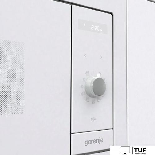 Микроволновая печь Gorenje BM235G1SYW