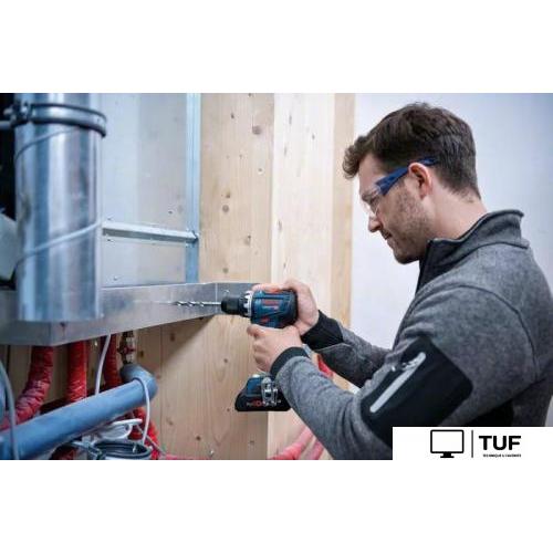 Дрель-шуруповерт Bosch GSR 18V-90 C Professional 06019K6006 (с 2-мя АКБ 5 Ач, кейс)