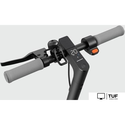 Электросамокат Xiaomi Mi Electric Scooter Essential (международная версия, черный)