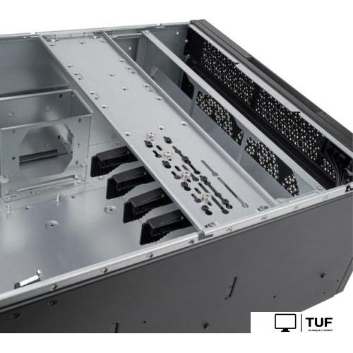 Корпус SilverStone RM52