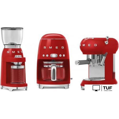 Капельная кофеварка Smeg DCF02RDEU