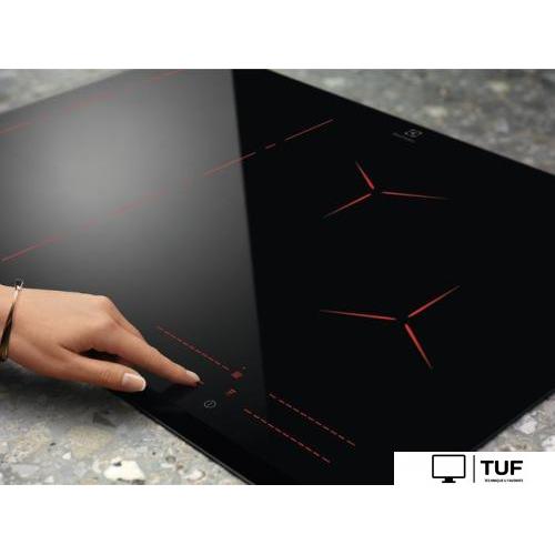 Варочная панель Electrolux EIP6446