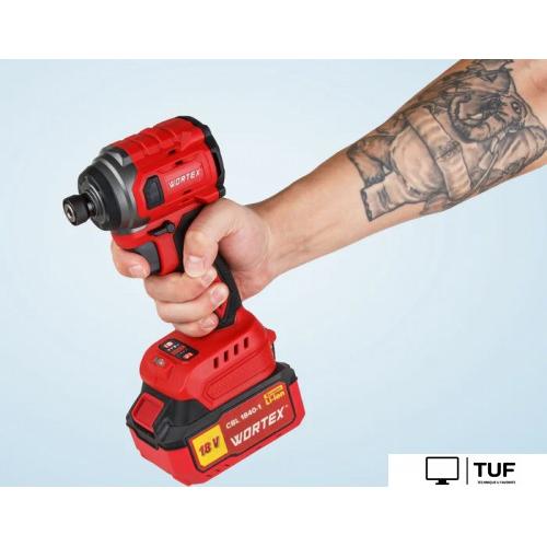 Винтоверт Wortex CWR 0218 1329730 (с 1-им АКБ, кейс)