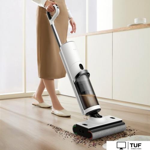 Вертикальный пылесос с влажной уборкой Deerma DEM-VX910W