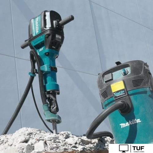Отбойный молоток Makita HM1812