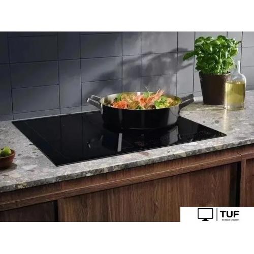 Варочная панель Electrolux EIS62453