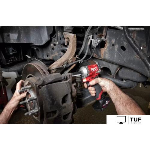 Гайковерт Milwaukee M12 FIW38-422X 4933464613 (с 2-мя АКБ, кейс)