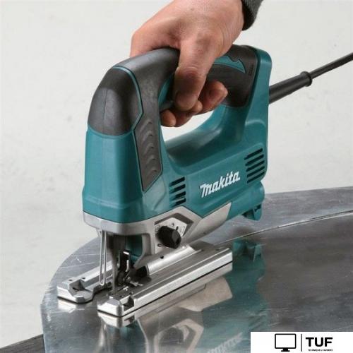 Электролобзик Makita JV0600K
