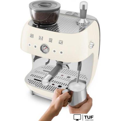 Рожковая кофеварка Smeg EGF03CREU