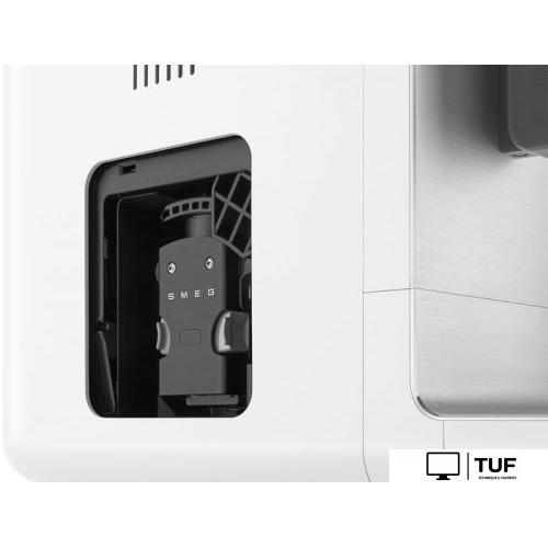 Кофемашина Smeg BCC13WHMEU